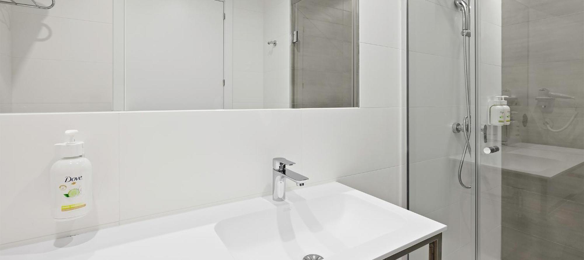 B&B Hotel Madrid トレス・カントス エクステリア 写真